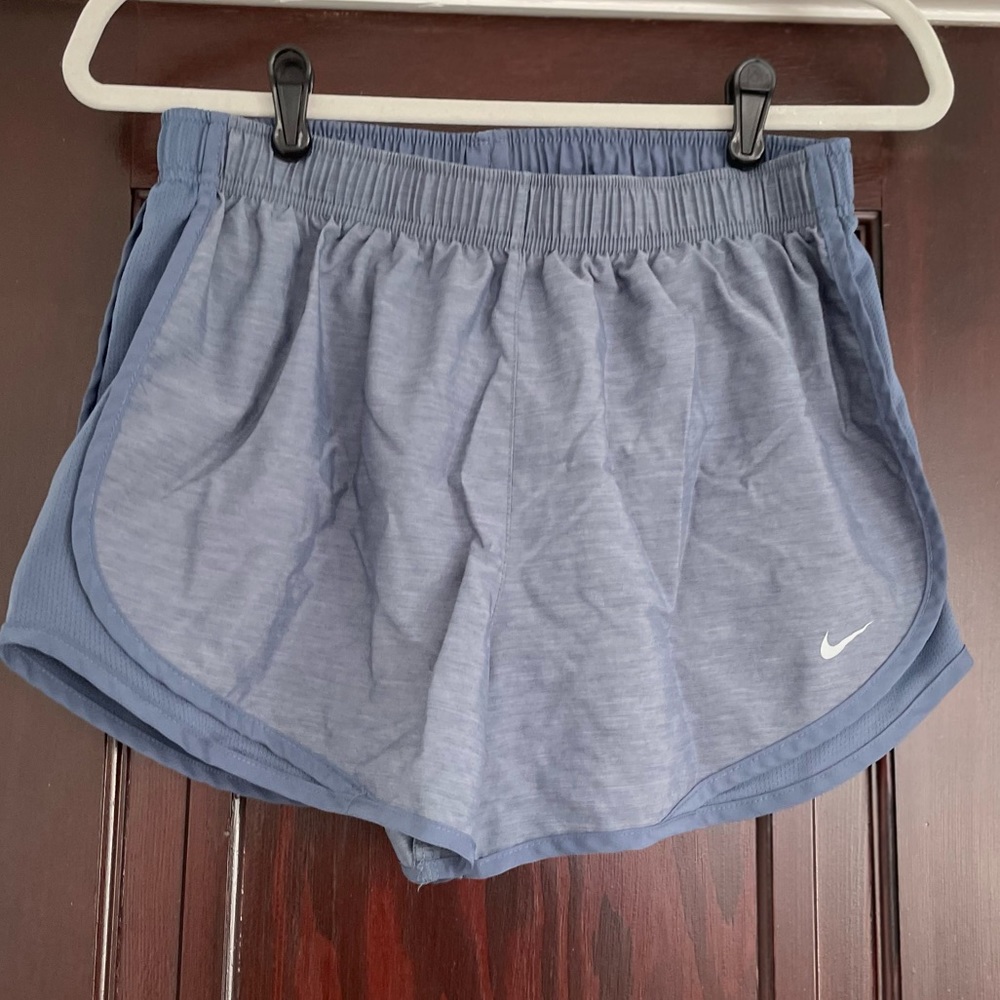 Nike Workout Shorts - Women’s L